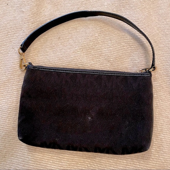 Michael Kors Wristlet - Picture 2 of 6